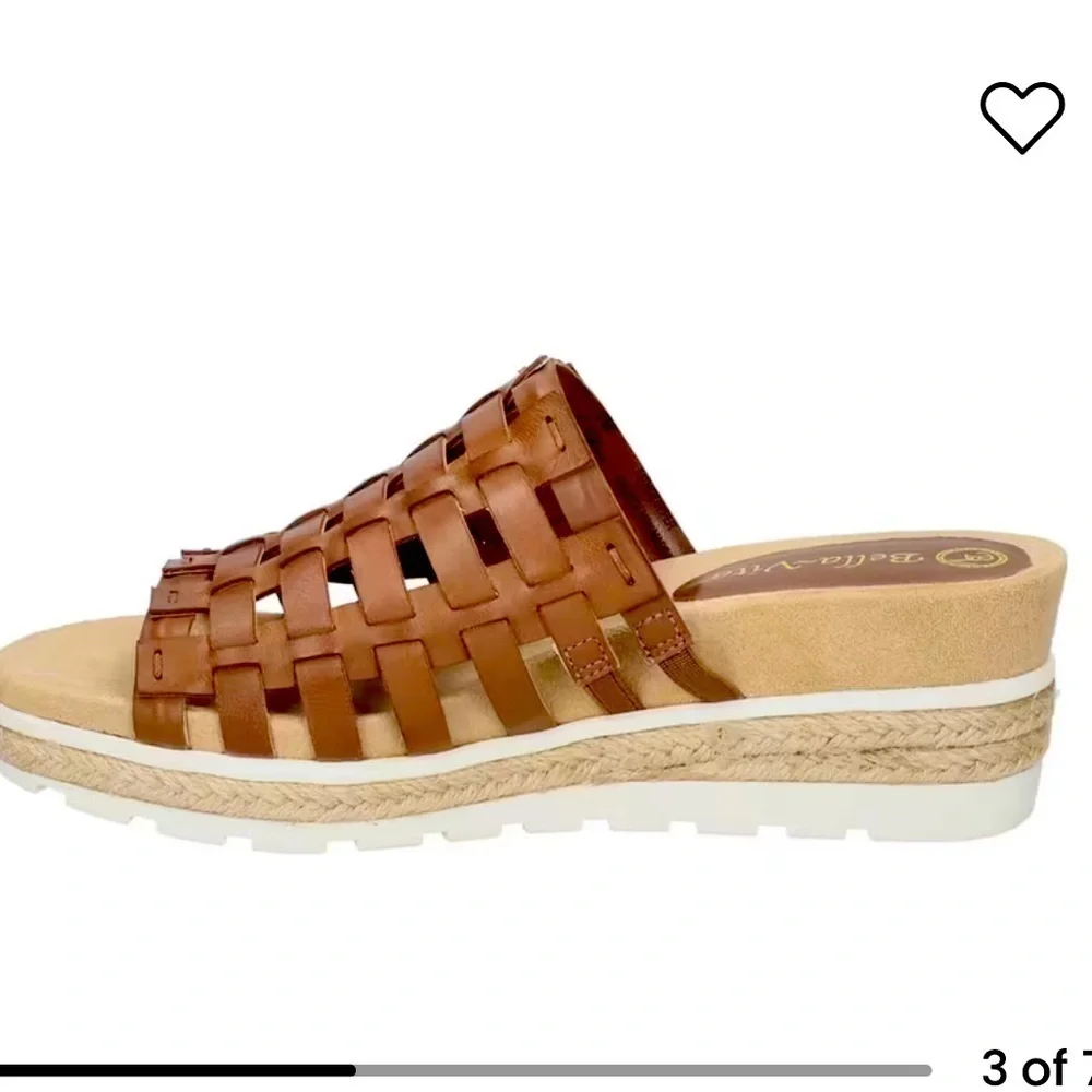 New Bella Vita Oaklyn Wedge sandals‎ 8.5 WW